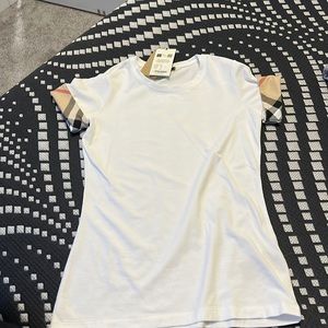 Authentic burberry womens tshirt